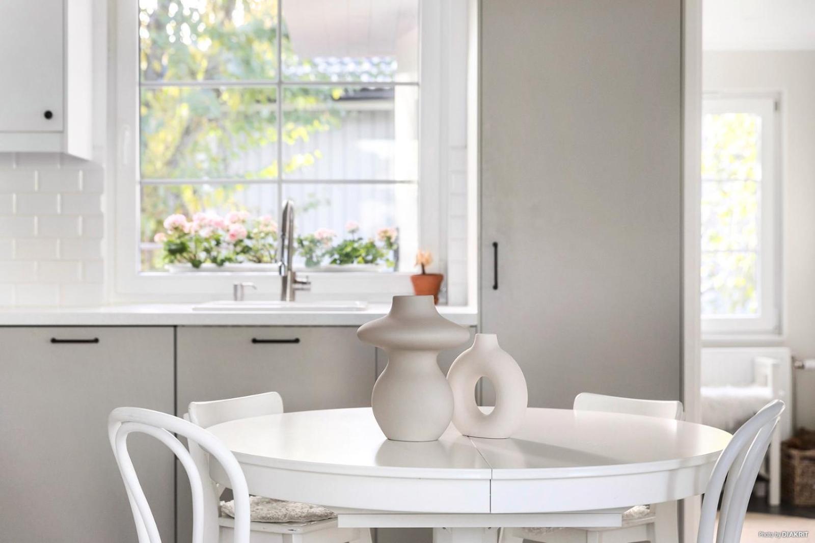 Charming Apartment In A Red House In Stockholm Luaran gambar